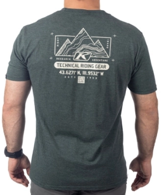 Футболка / Destination Tri-blend Tee SM Heathered Forest Green - Peyote