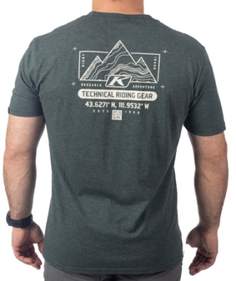 Футболка / Destination Tri-blend Tee SM Heathered Forest Green - Peyote